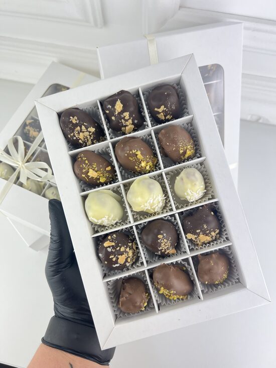 Rinkinys "datulės šokolade" 